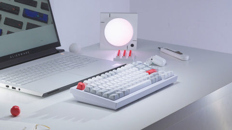 Keychron Q1 Pro Shell White